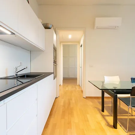 Serra 2br With Terrace By Halldis Lejlighed Milano
